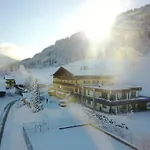 & Der Stieglerhof Hotel 3*